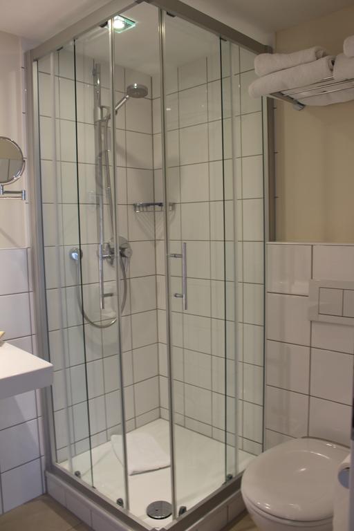 Hotel Bonjour Bad Soden am Taunus Room photo