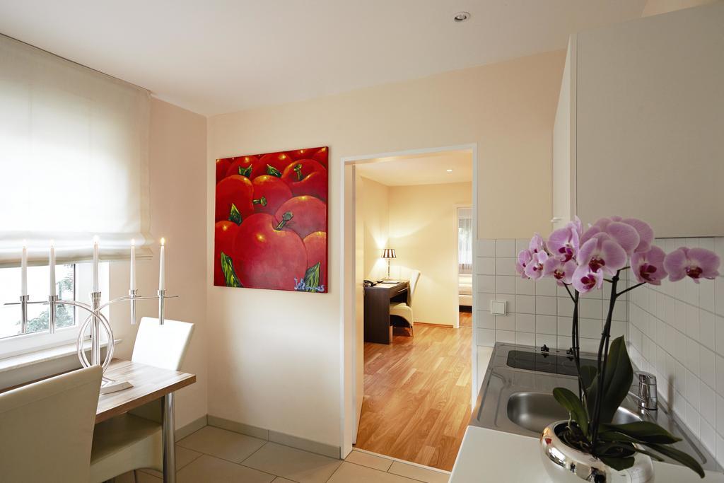 Hotel Bonjour Bad Soden am Taunus Room photo